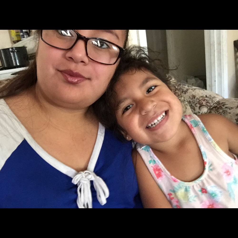 Meet your Posher, Esmeralda